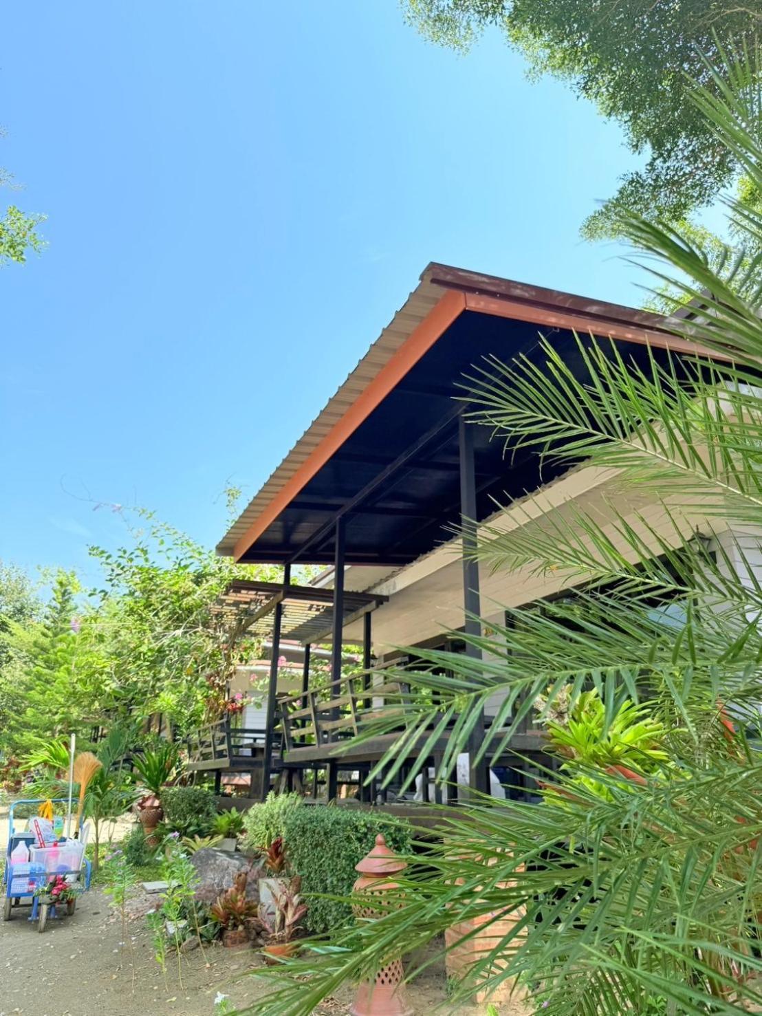 Baan Suan Hill Resort Ban Tha Khun Exteriör bild