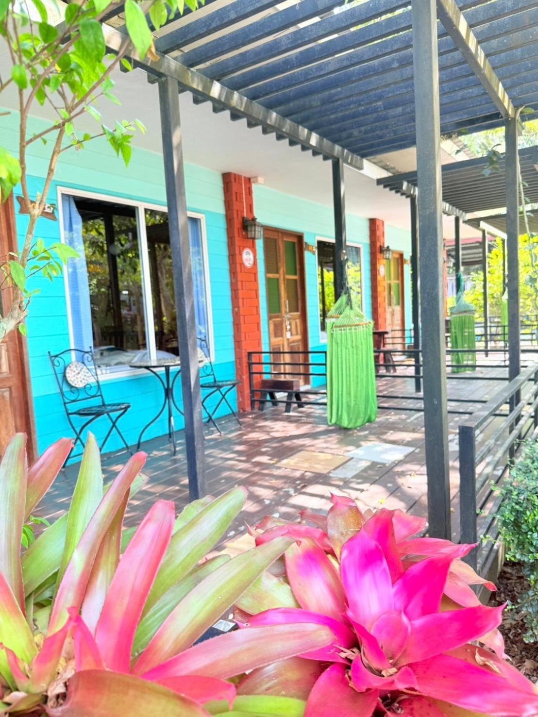 Baan Suan Hill Resort Ban Tha Khun Exteriör bild