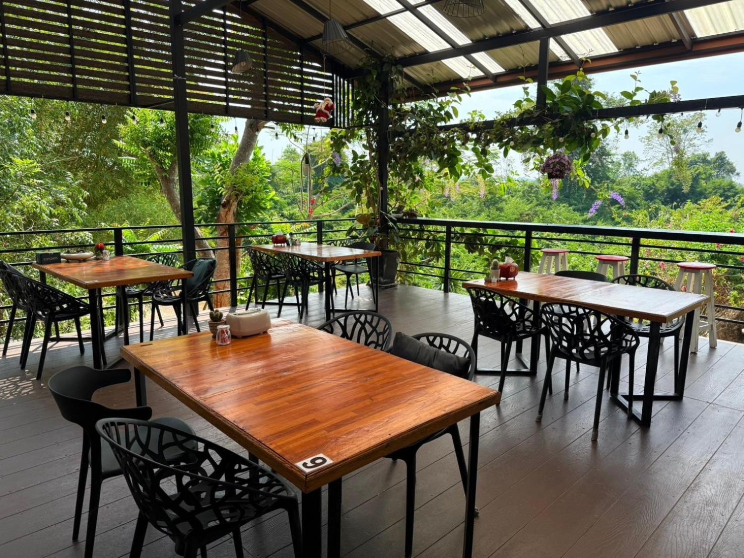 Baan Suan Hill Resort Ban Tha Khun Exteriör bild