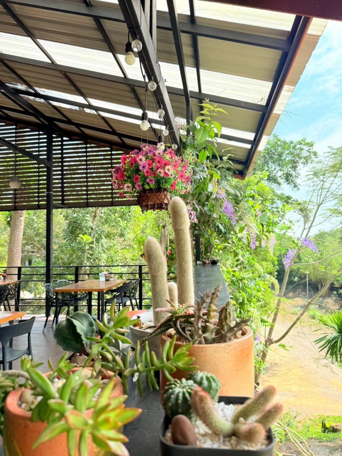 Baan Suan Hill Resort Ban Tha Khun Exteriör bild